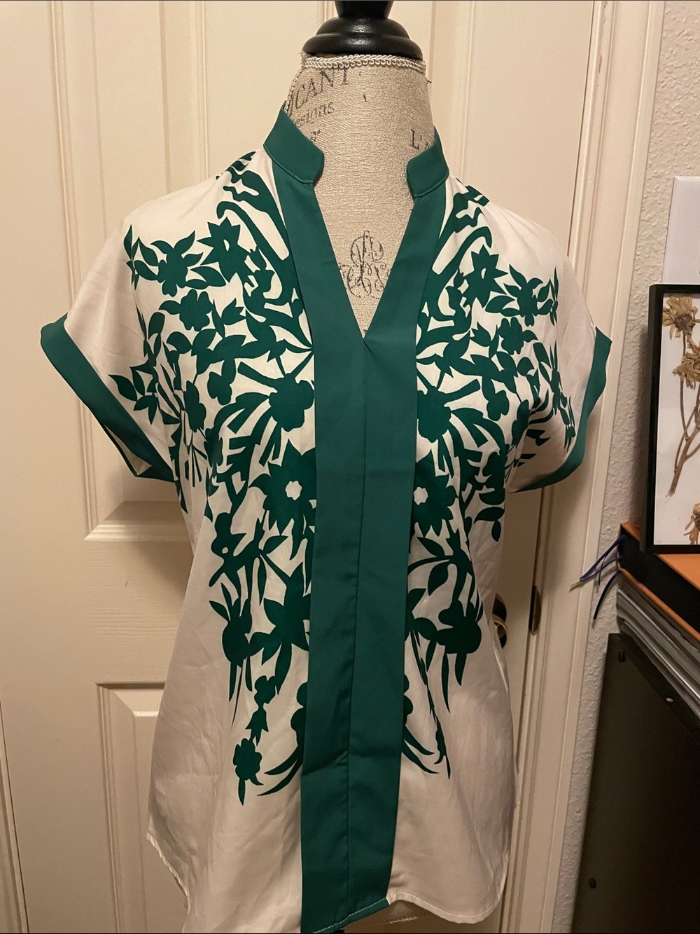 SHEIN White Tunic with Emerald Green Floral Print and Trim